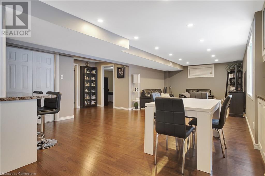 55 Woodcrest Court, Kitchener, Ontario  N2P 2K2 - Photo 32 - 40702761