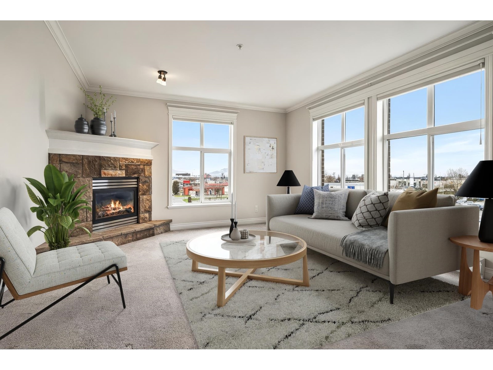Property at 312 45645 KNIGHT ROAD image 2