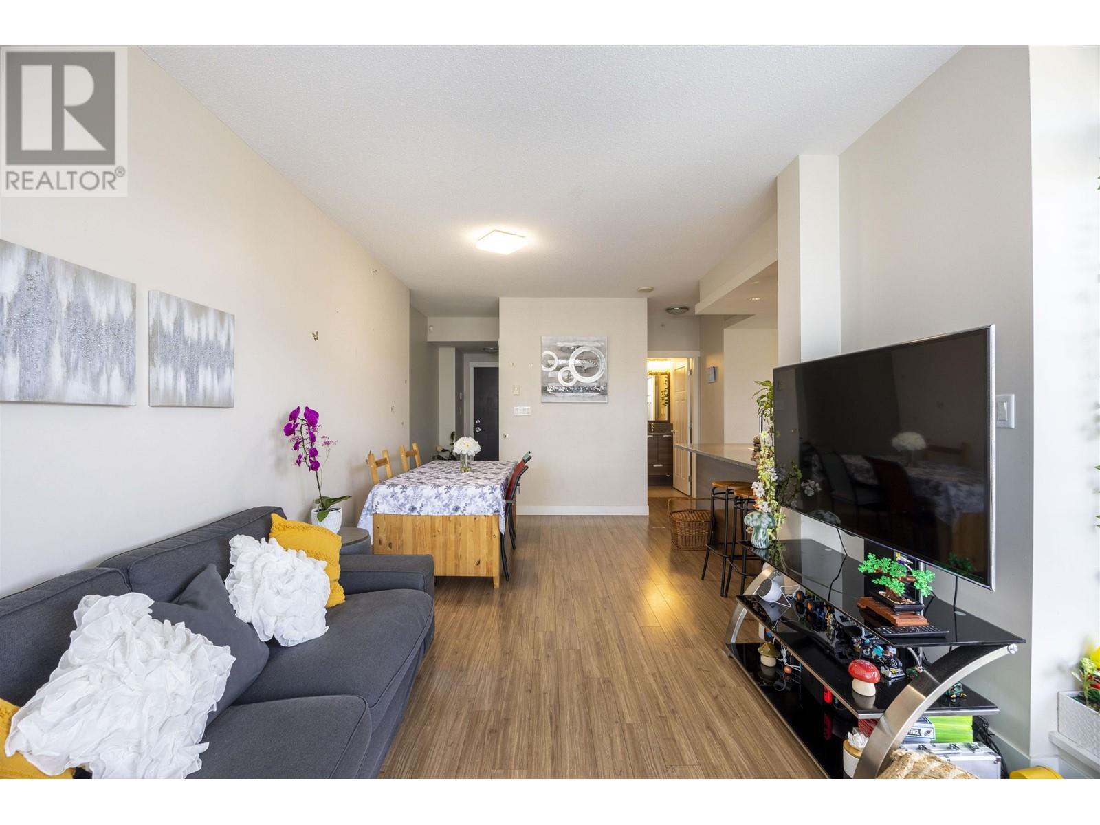 503 2968 Glen Drive, Coquitlam, British Columbia  V3B 0C4 - Photo 13 - R2980899