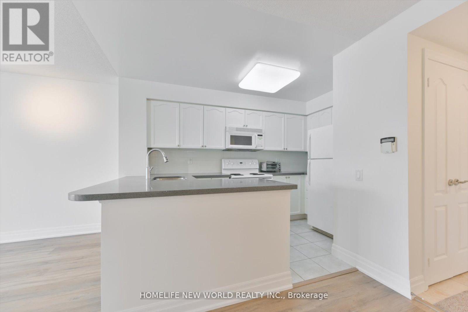 Property at 607 - 21 HILLCREST AVENUE image 4