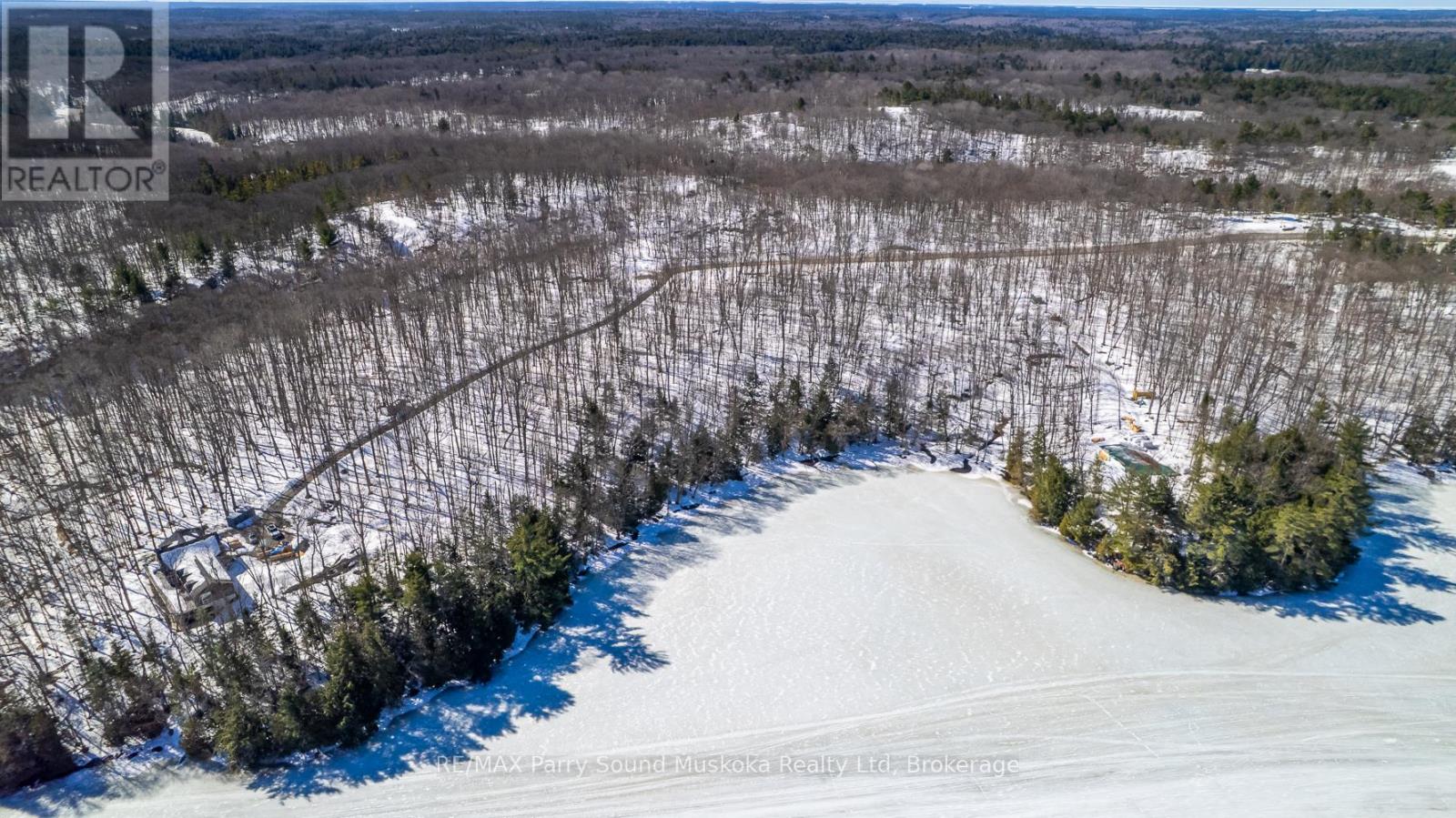 20 Zhaawashkwaa Miika Road, Seguin, Ontario  P2A 0B2 - Photo 2 - X12036598