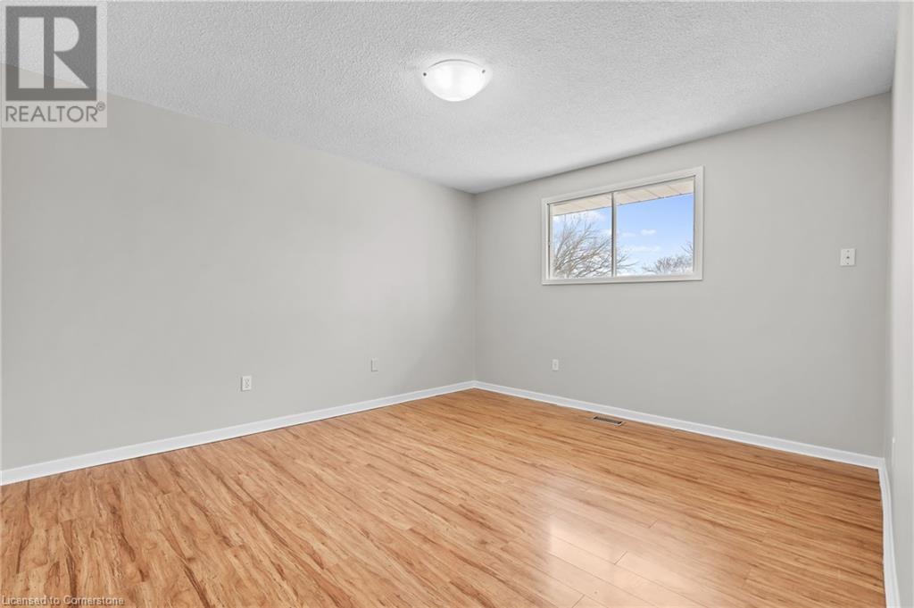 6527 Kuhn Crescent, Niagara Falls, Ontario  L2H 2H1 - Photo 16 - 40702469