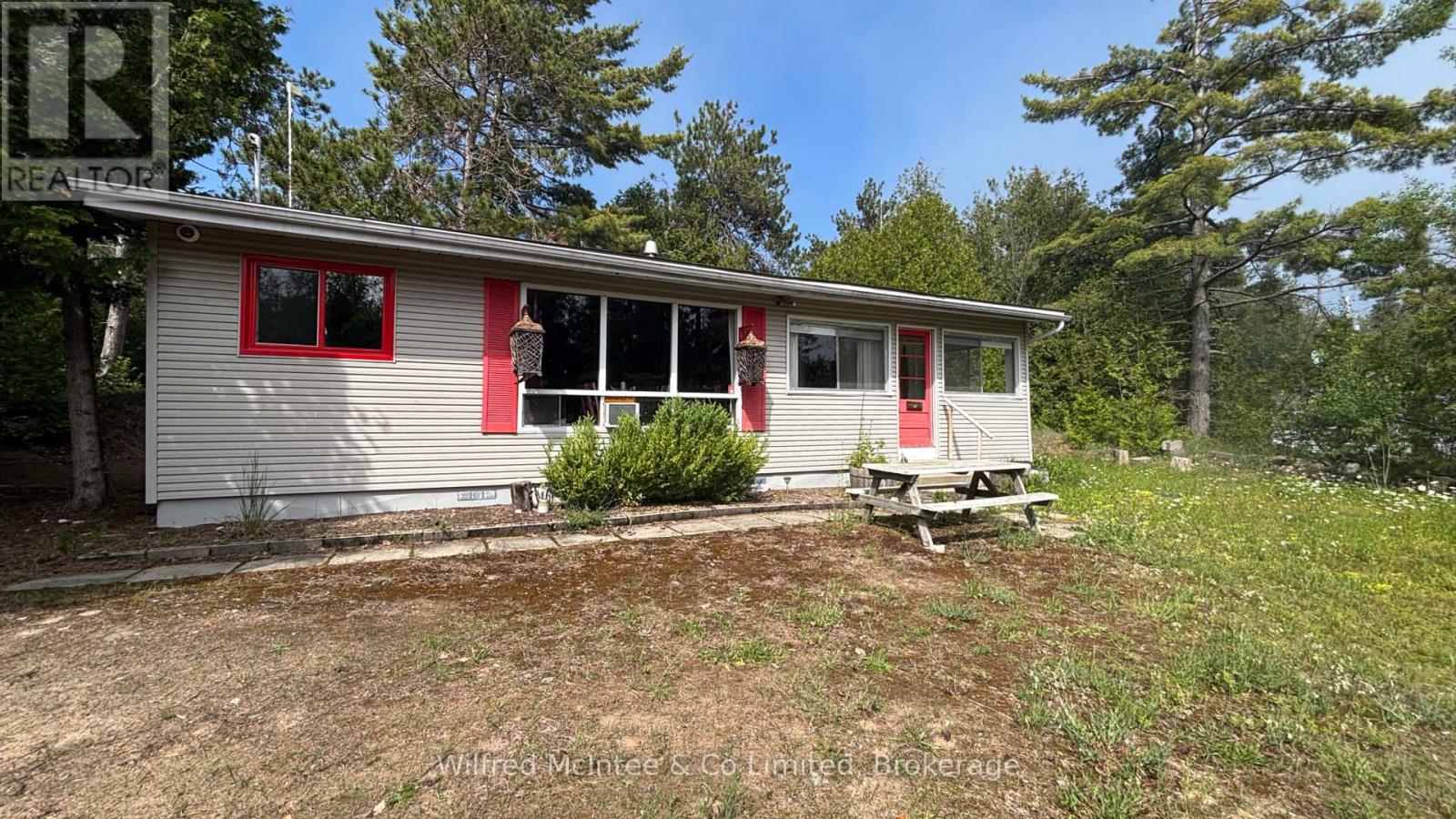 270 Ogimah Road, Native Leased Lands, Ontario  N0H 2G0 - Photo 3 - X12036630