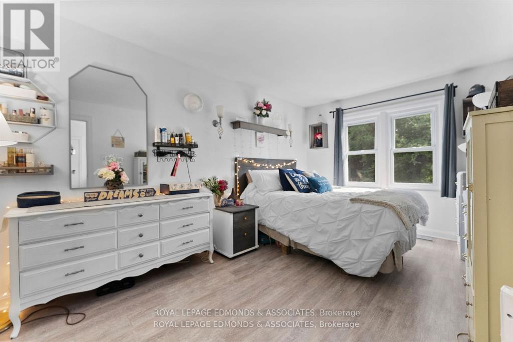 7 Isabella Street, Pembroke, Ontario  K8A 5S4 - Photo 16 - X12036633