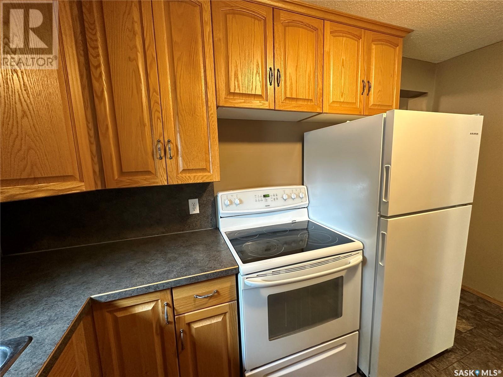 631 13th Street, Humboldt, Saskatchewan  S0K 2A0 - Photo 11 - SK999528