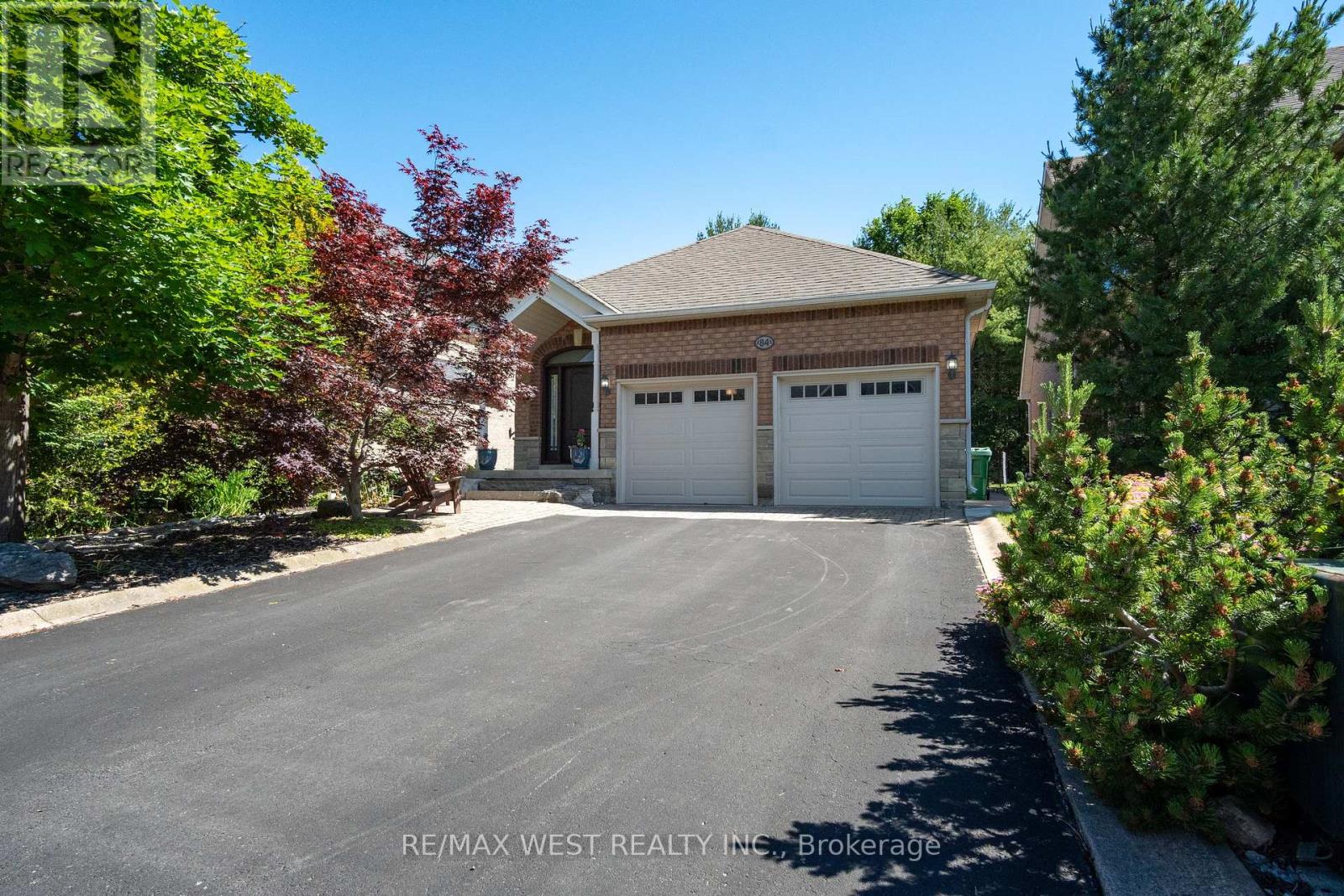 84 CASTELLI COURT, Caledon, Ontario