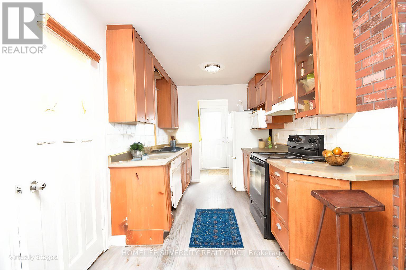 Property at 131 ASHGROVE AVENUE image 5