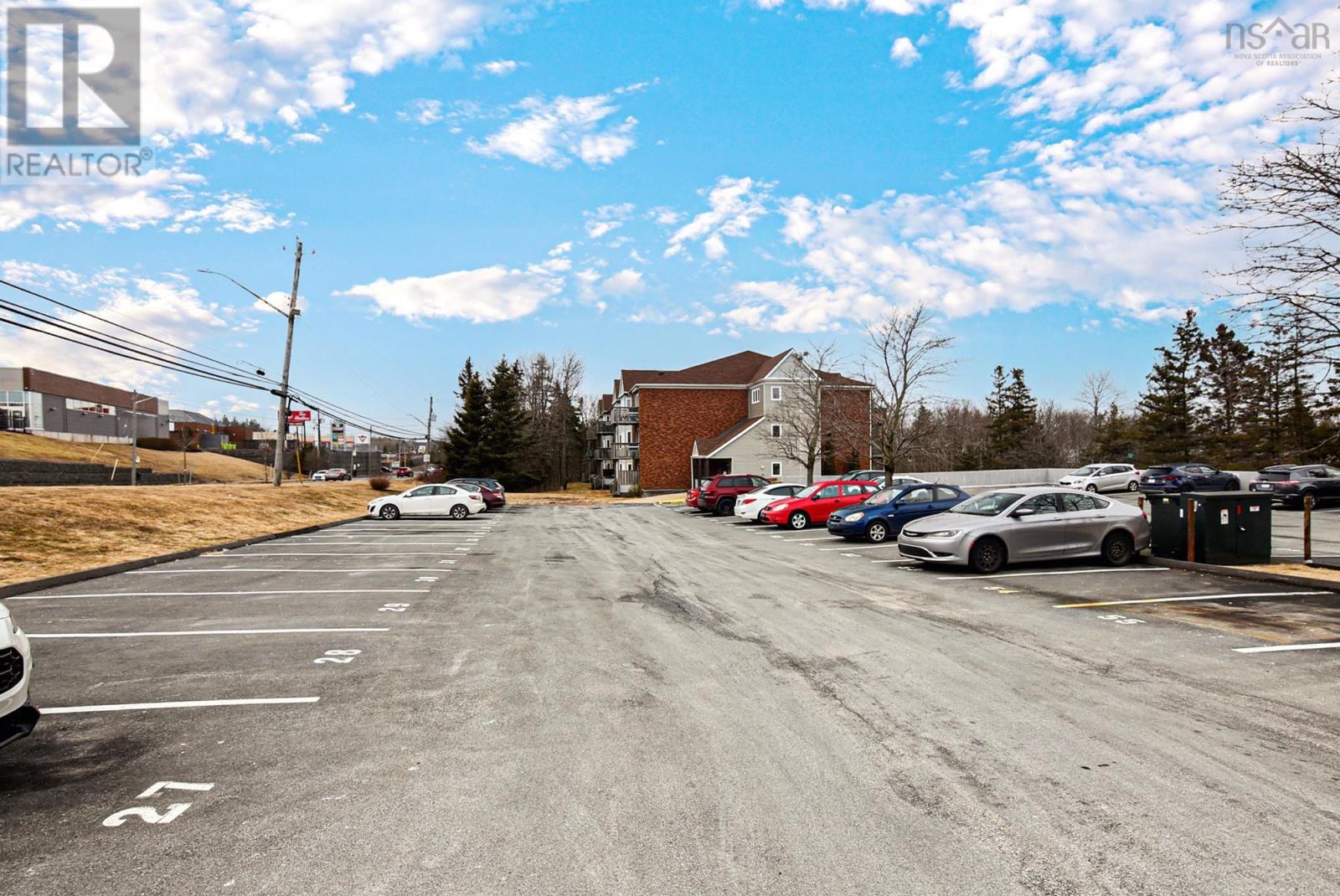 245 9 Forest Hills Parkway, Cole Harbour, Nova Scotia  B2W 0M5 - Photo 3 - 202505159