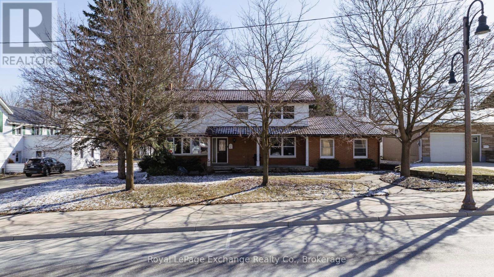 7 Clinton Street N, South Bruce, Ontario  N0G 2S0 - Photo 4 - X12036716