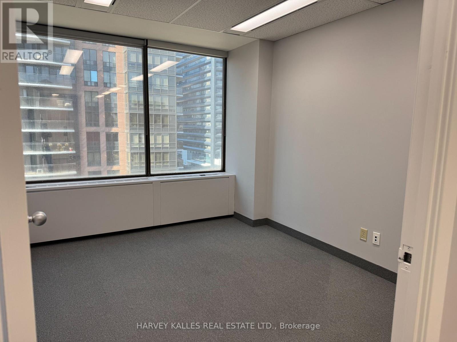 802 - 45 Sheppard Avenue E, Toronto, Ontario  M2N 0H2 - Photo 3 - C12036713