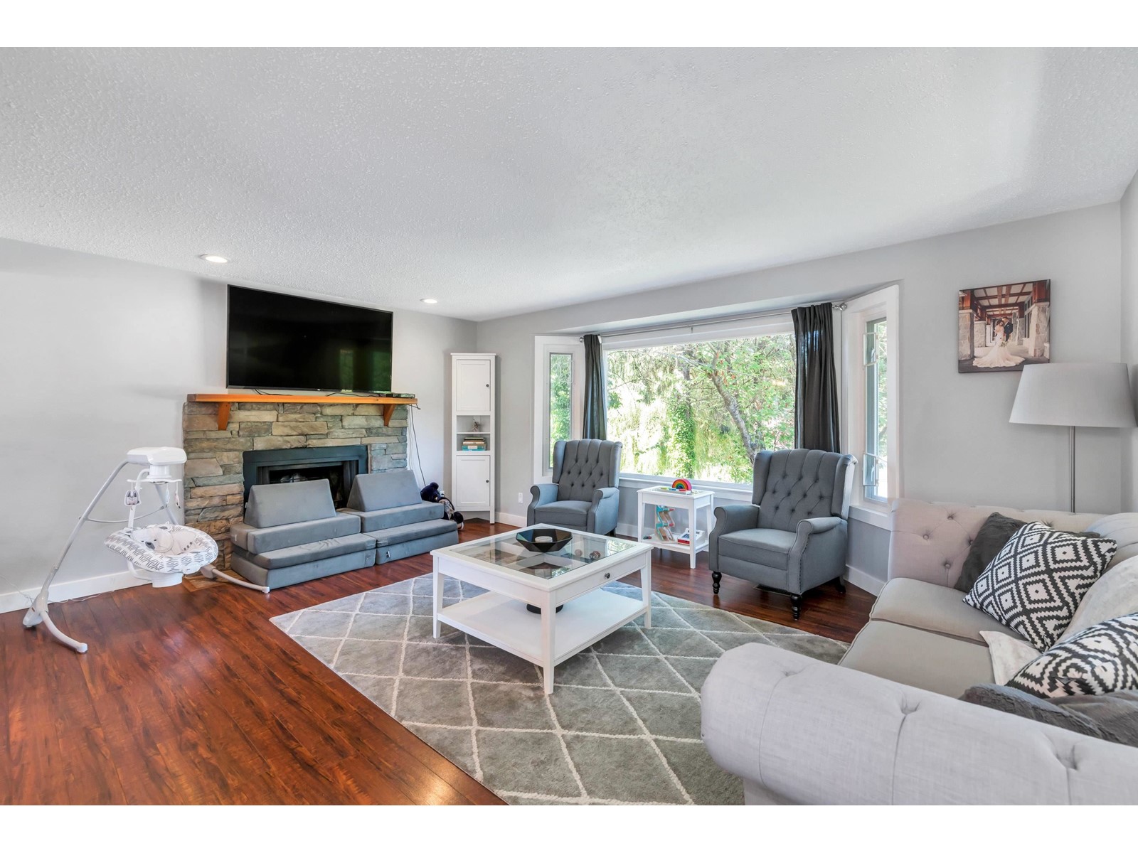 Property at 7636 HORNE STREET image 4