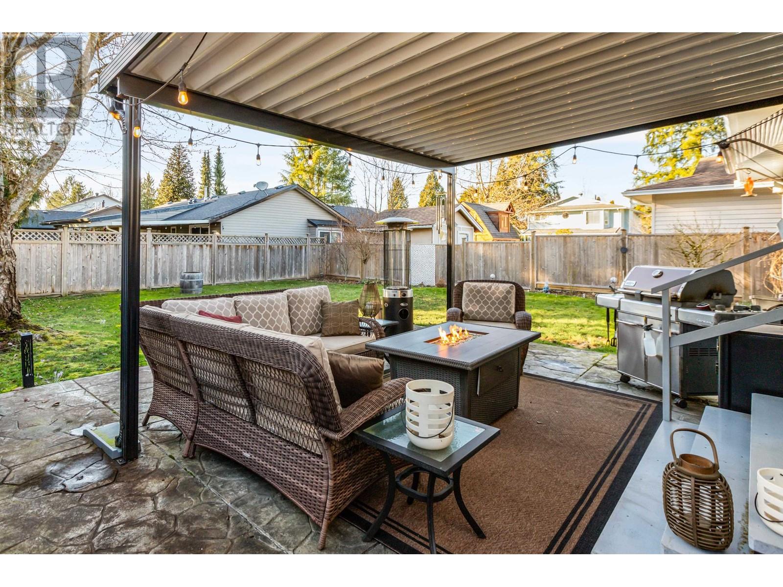22750 Balabanian Circle, Maple Ridge, British Columbia  V2X 9C3 - Photo 29 - R2975166