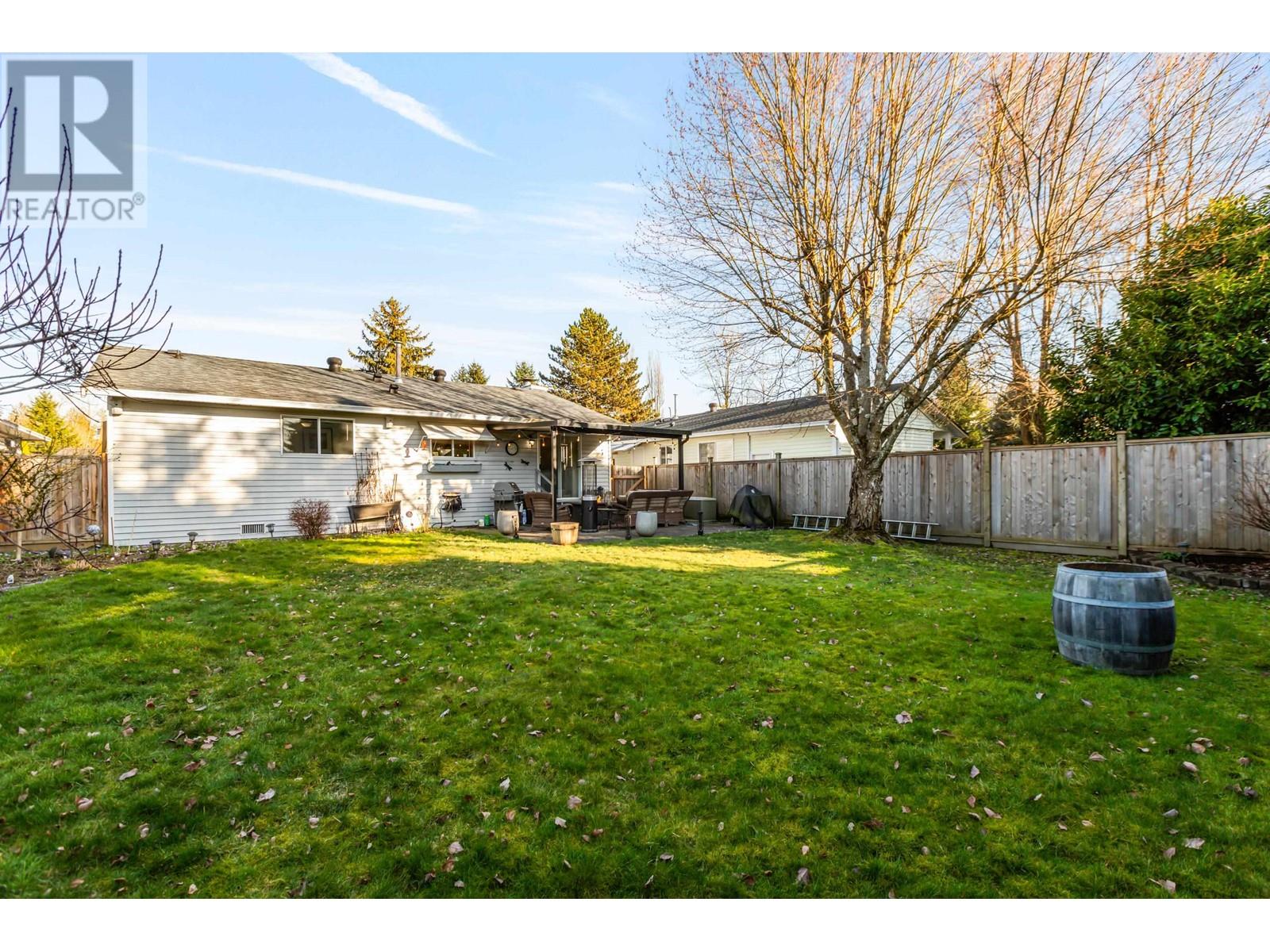 22750 Balabanian Circle, Maple Ridge, British Columbia  V2X 9C3 - Photo 34 - R2975166