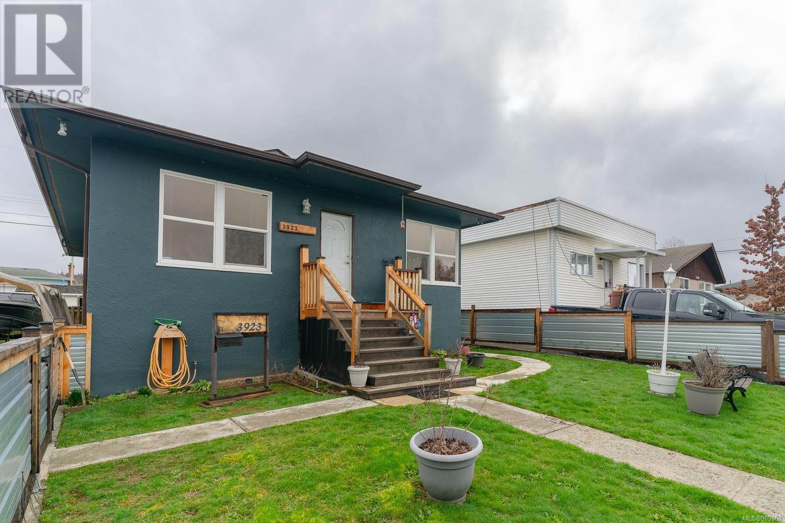 Property at 3923 Anderson Ave image 5