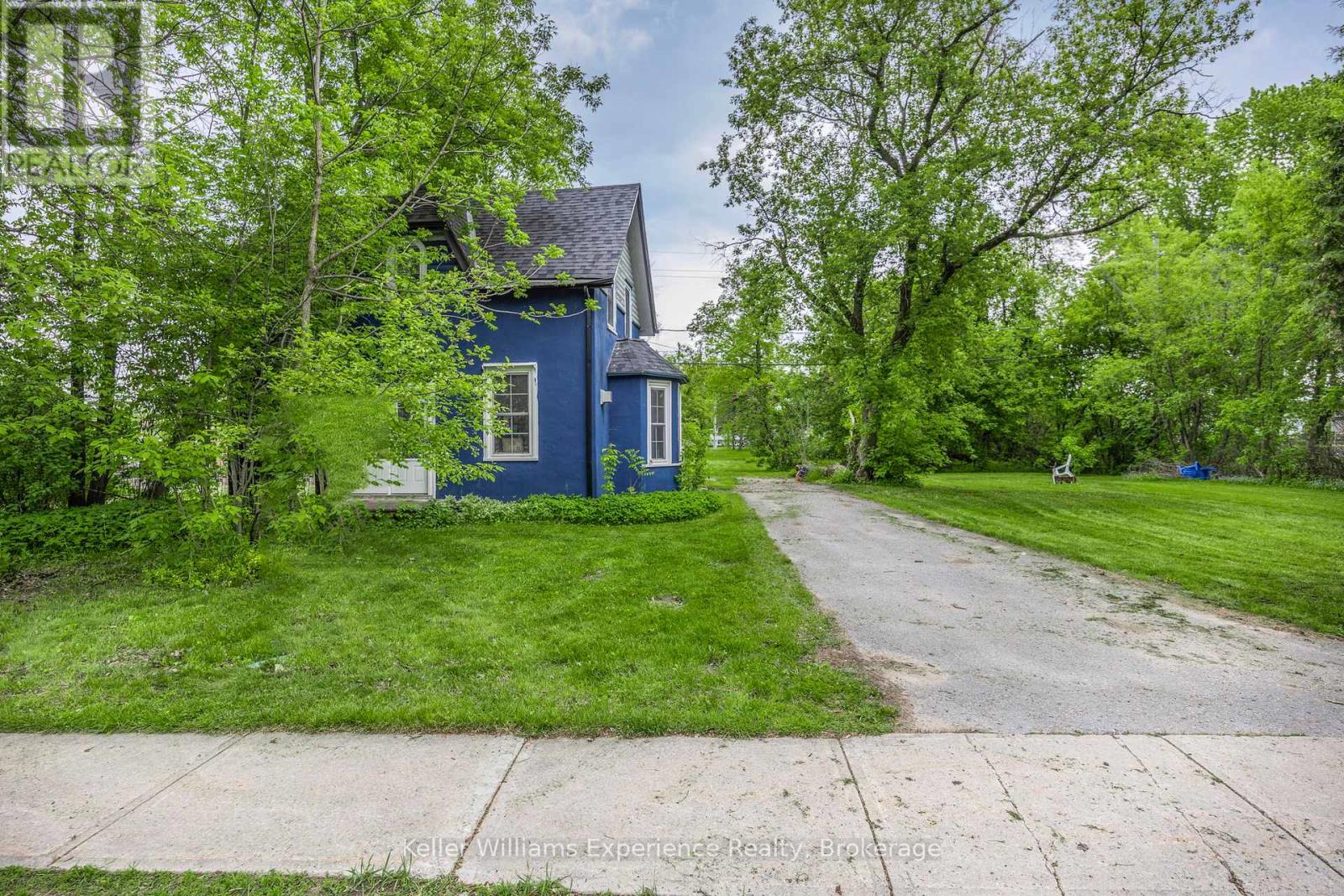 57 Coldwater Road, Severn, Ontario  L0K 1E0 - Photo 15 - S12036744