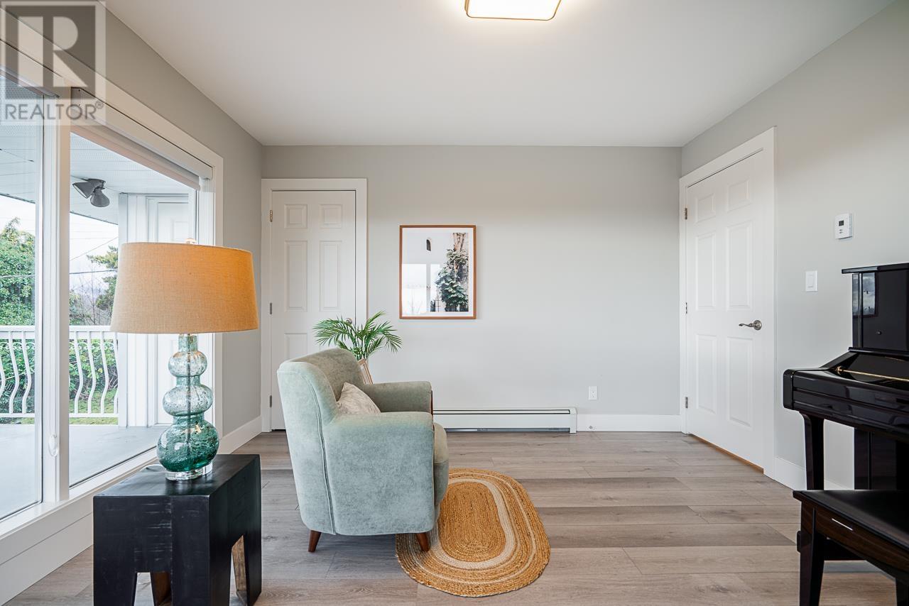 4379 Ranger Avenue, North Vancouver, British Columbia  V7R 3L1 - Photo 24 - R2978404