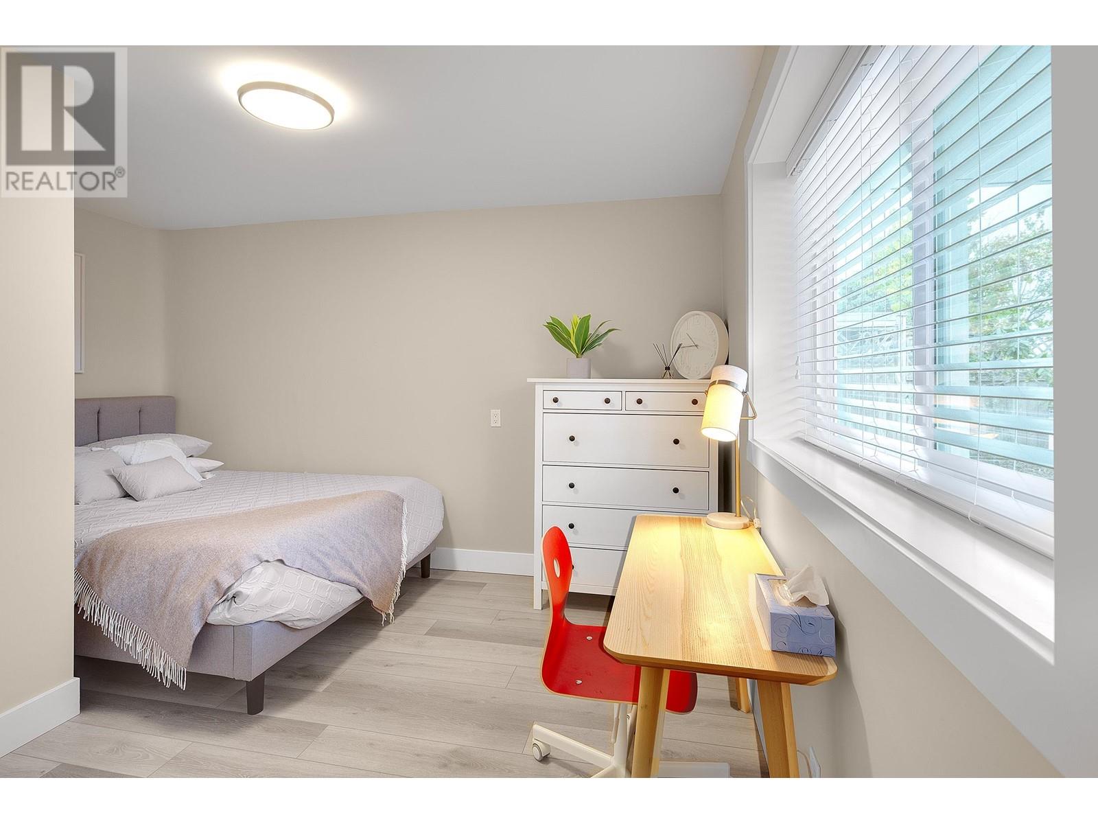 4379 Ranger Avenue, North Vancouver, British Columbia  V7R 3L1 - Photo 38 - R2978404