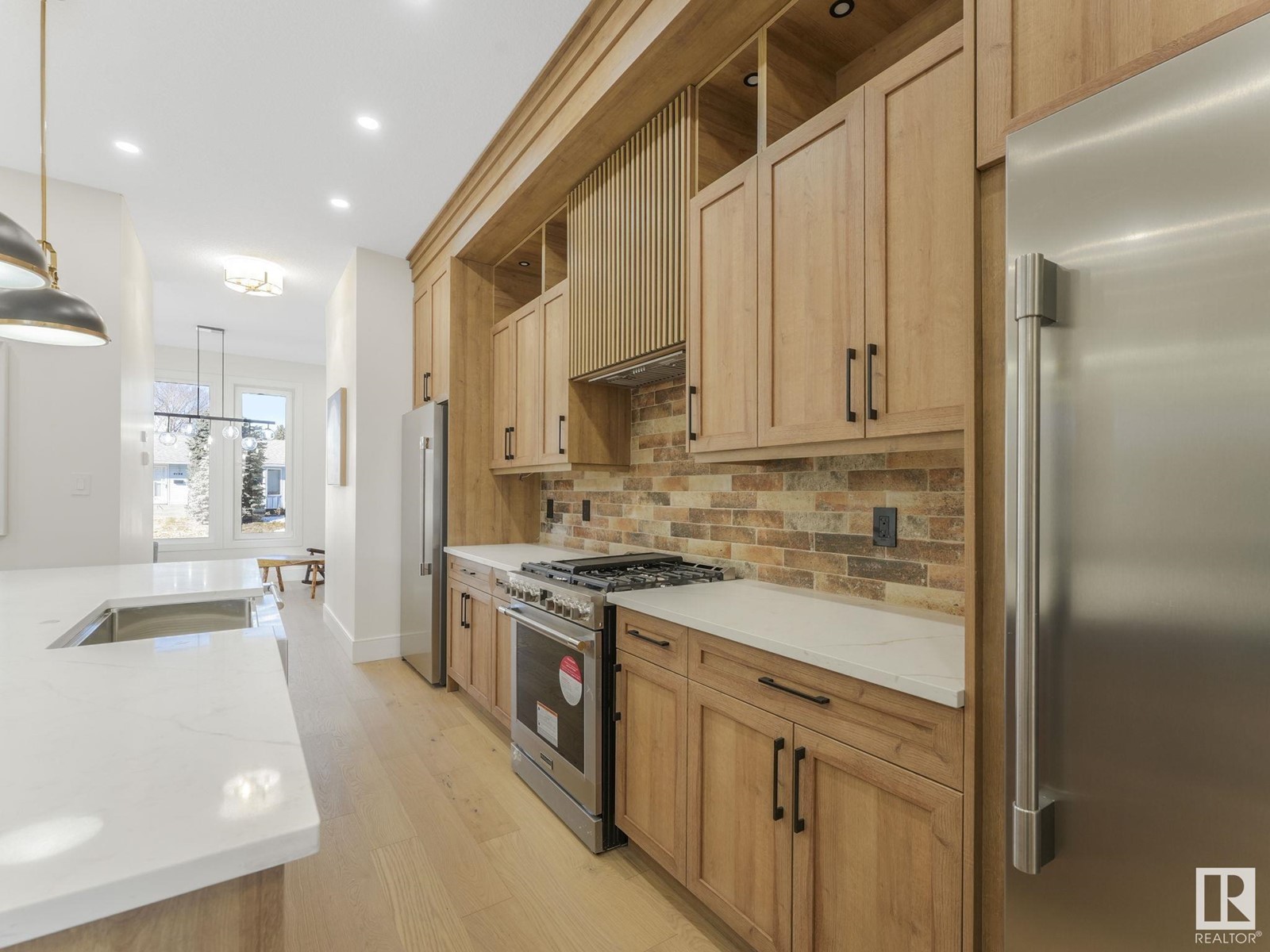 Property at 5139 123 street NW image 4