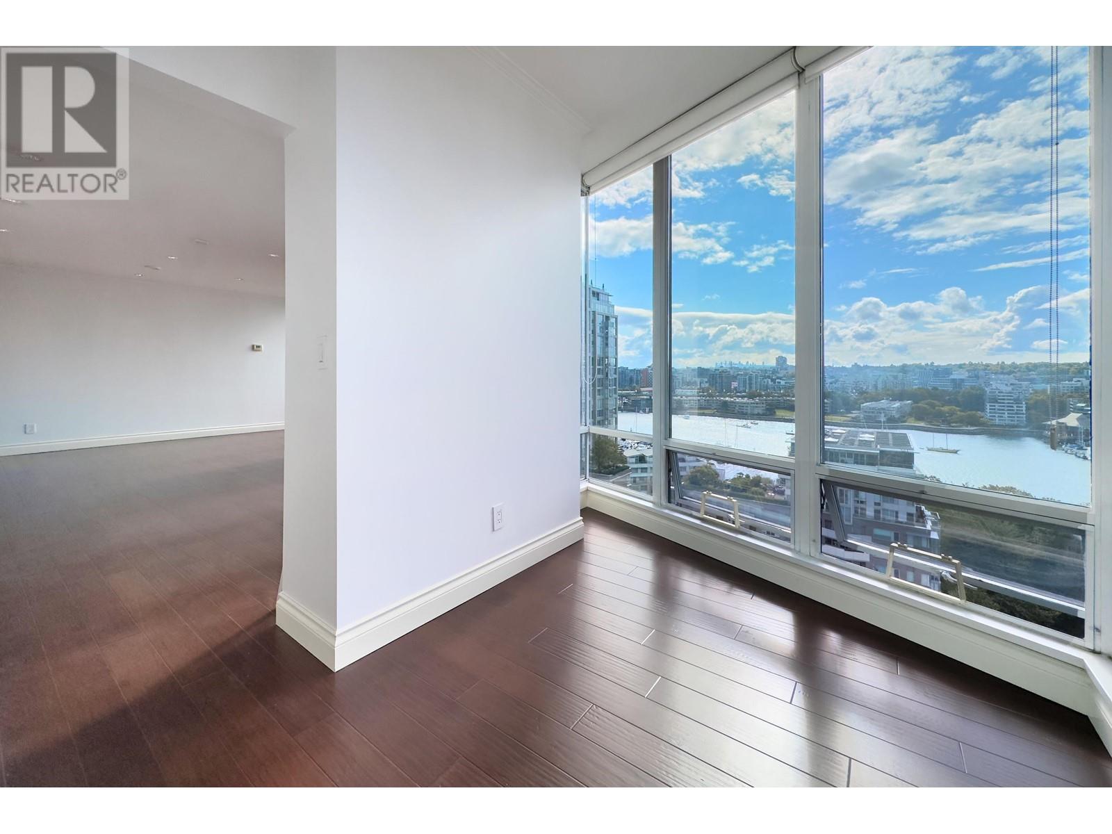 18a 139 Drake Street, Vancouver, British Columbia  V6Z 2T8 - Photo 3 - R2968146