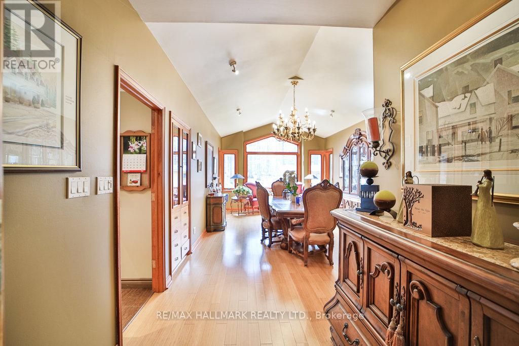 14728 Heritage Road, Caledon, Ontario  L7C 1T7 - Photo 15 - W12036775