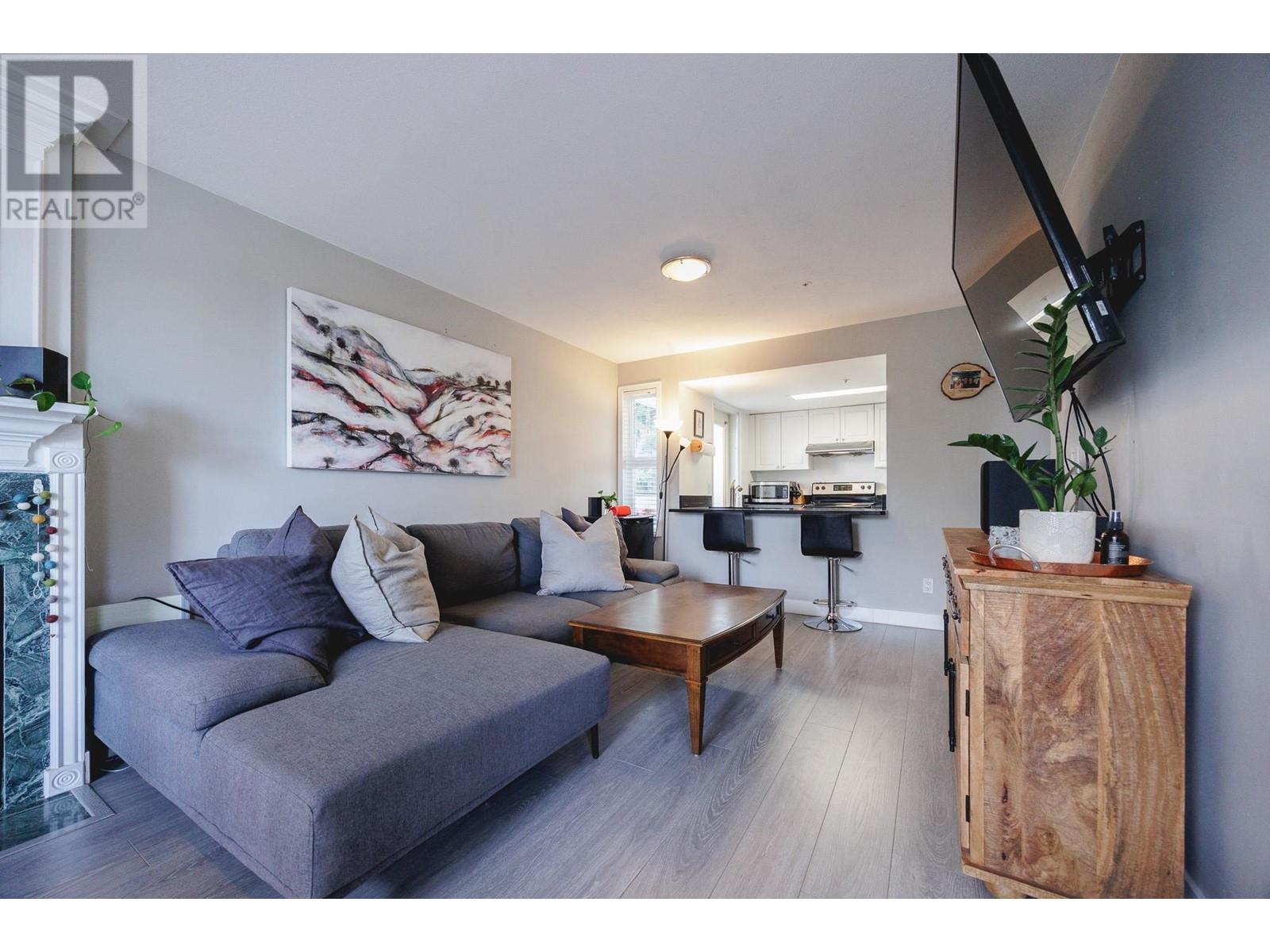 305 1519 Grant Avenue, Port Coquitlam, British Columbia  V3B 7S8 - Photo 3 - R2973477
