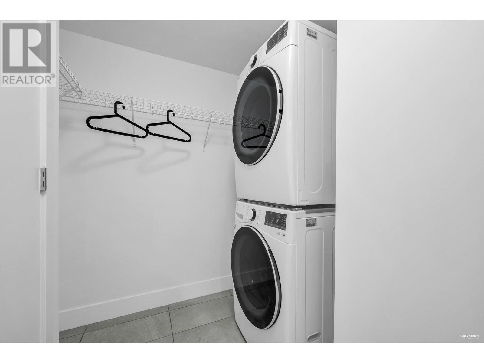904 2325 Emery Court, Vancouver, British Columbia  V7J 0E8 - Photo 32 - R2973504