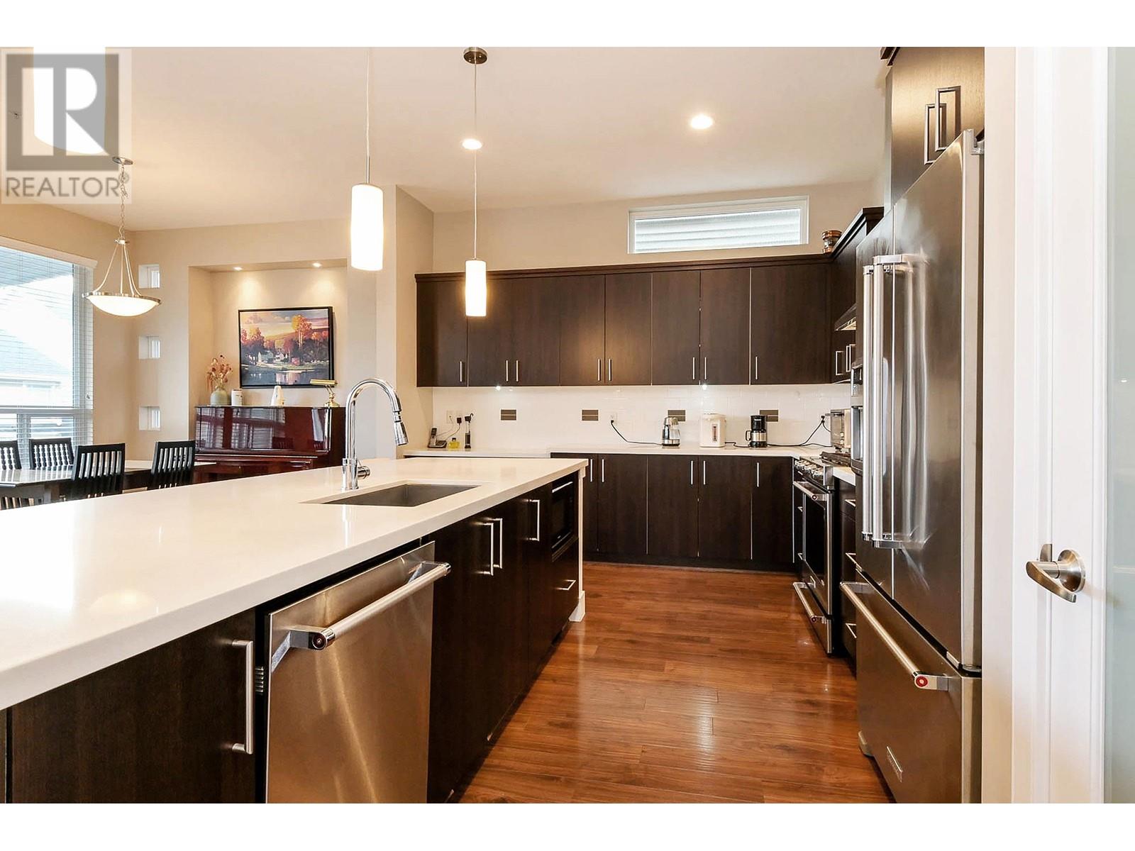 10499 Mceachern Street, Maple Ridge, British Columbia  V2W 0H8 - Photo 10 - R2980211