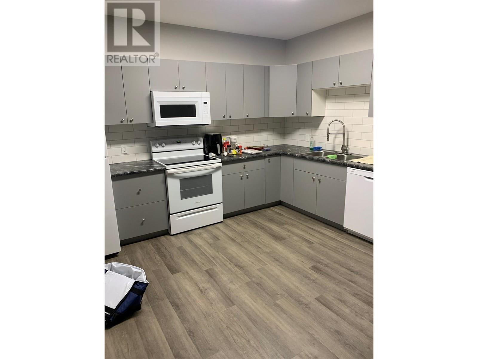 145 Deer Park Avenue, Kimberley, British Columbia V1A 2J5 - Photo 6 - 10339813