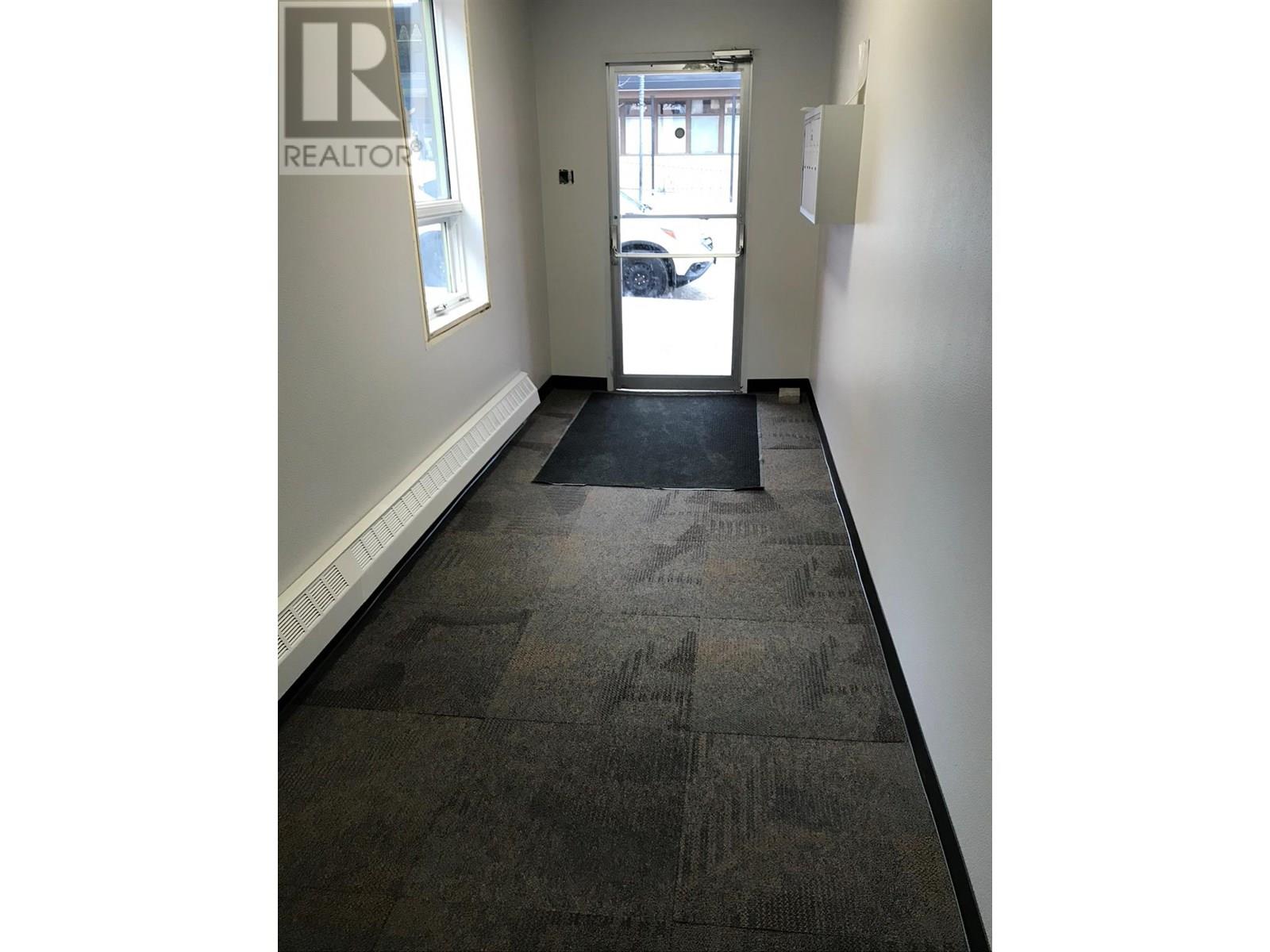 145 Deer Park Avenue, Kimberley, British Columbia V1A 2J5 - Photo 12 - 10339813