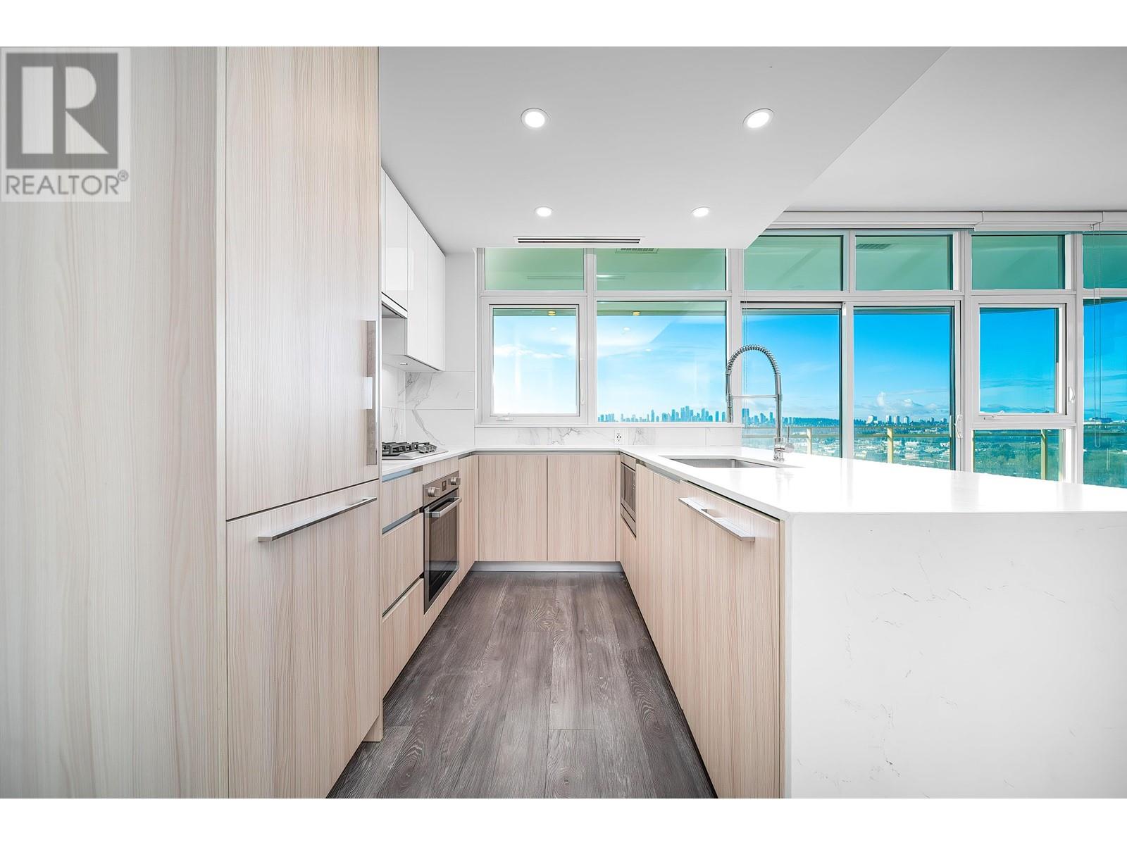Listing Picture 4 of 36 : 2706 5333 GORING STREET, Burnaby / 本拿比 - 魯藝地產 Yvonne Lu Group - MLS Medallion Club Member