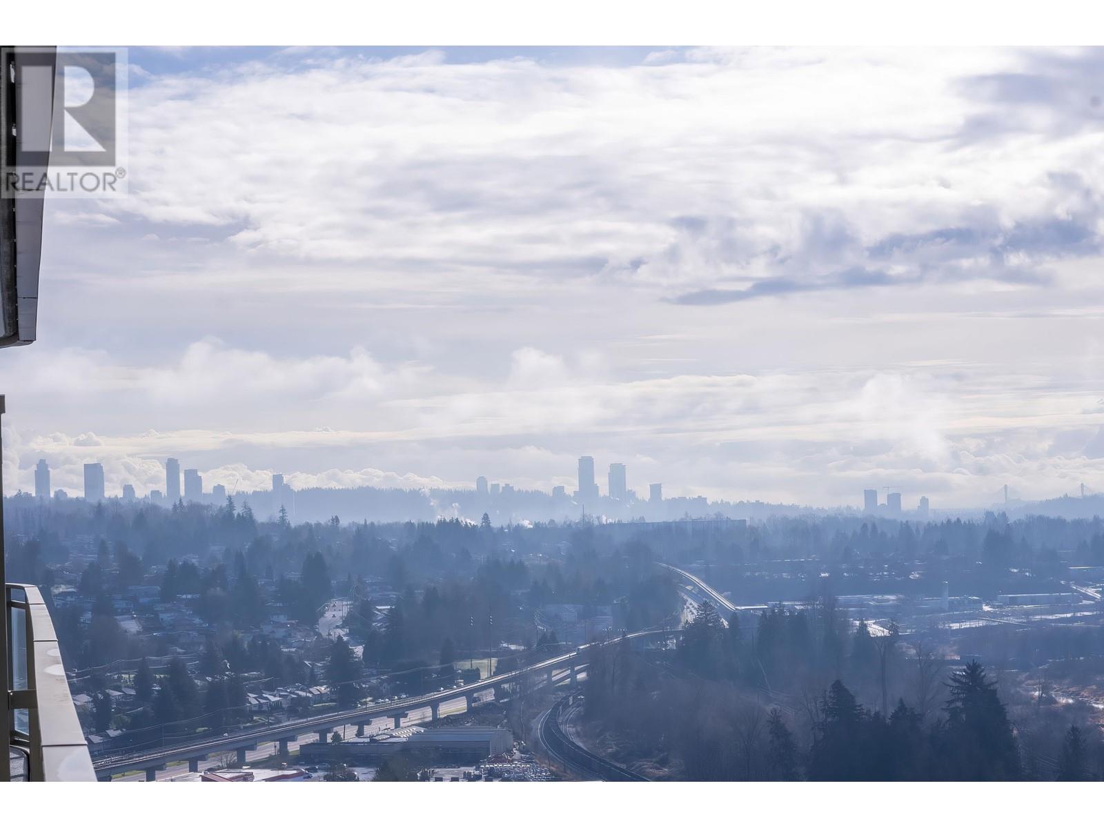 Listing Picture 26 of 36 : 2706 5333 GORING STREET, Burnaby / 本拿比 - 魯藝地產 Yvonne Lu Group - MLS Medallion Club Member