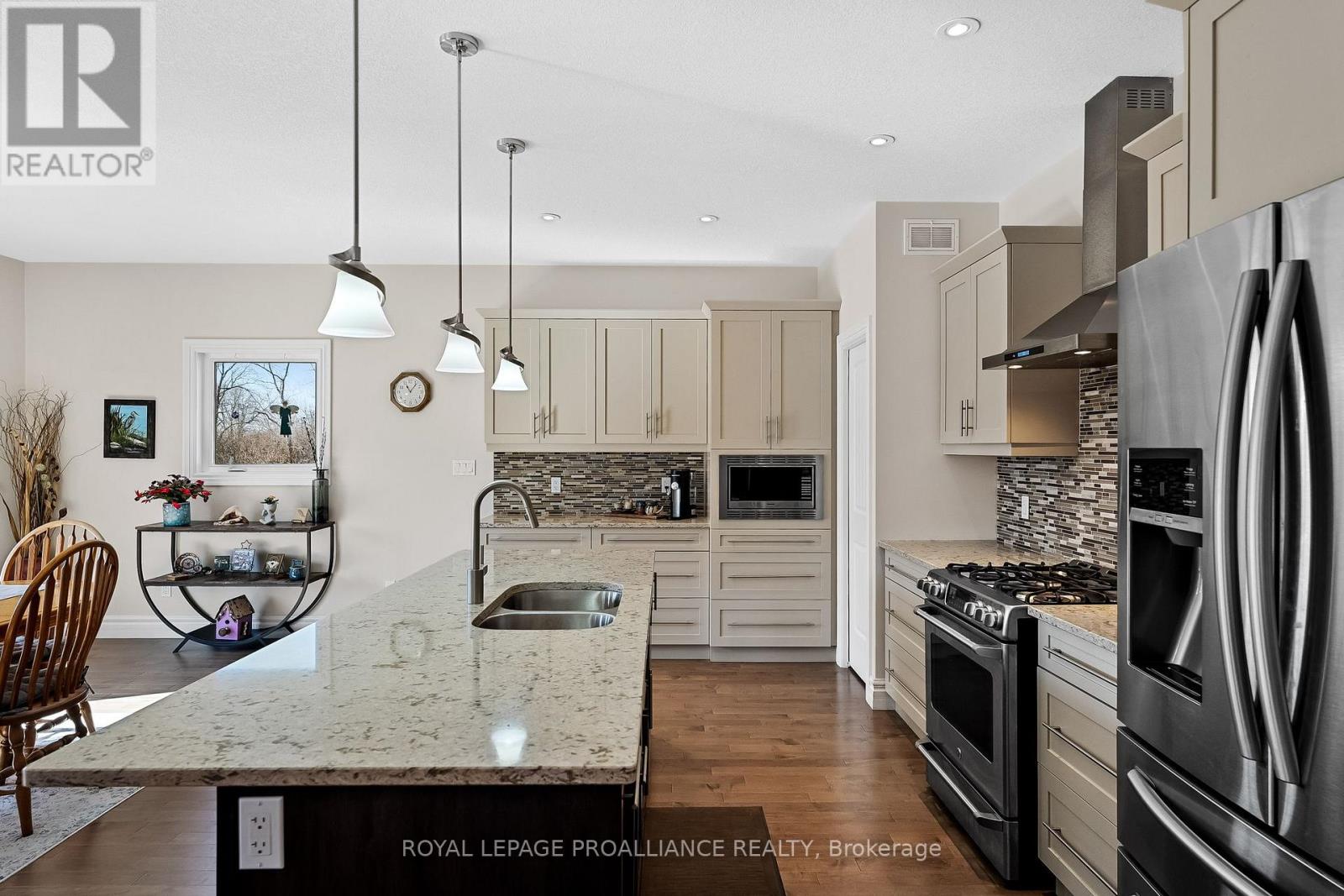 5 Conger Drive, Prince Edward County, Ontario  K0K 3L0 - Photo 11 - X12036842