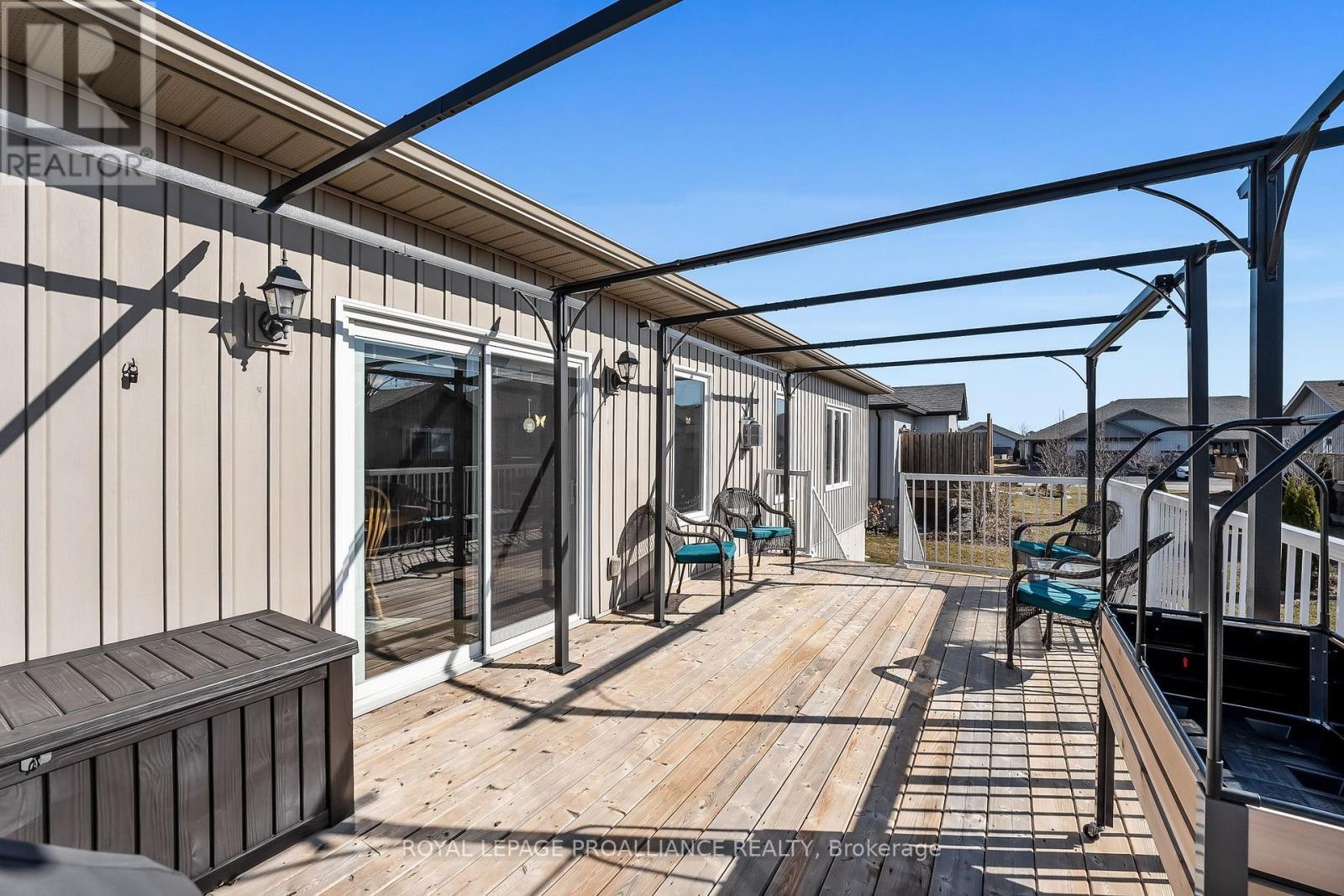 5 Conger Drive, Prince Edward County, Ontario  K0K 3L0 - Photo 17 - X12036842