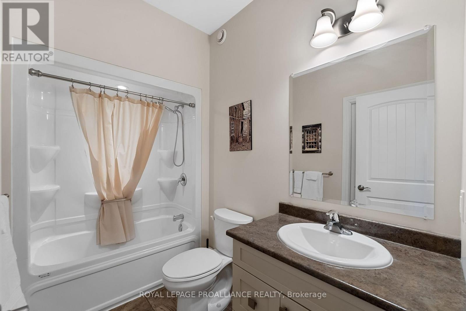 5 Conger Drive, Prince Edward County, Ontario  K0K 3L0 - Photo 25 - X12036842