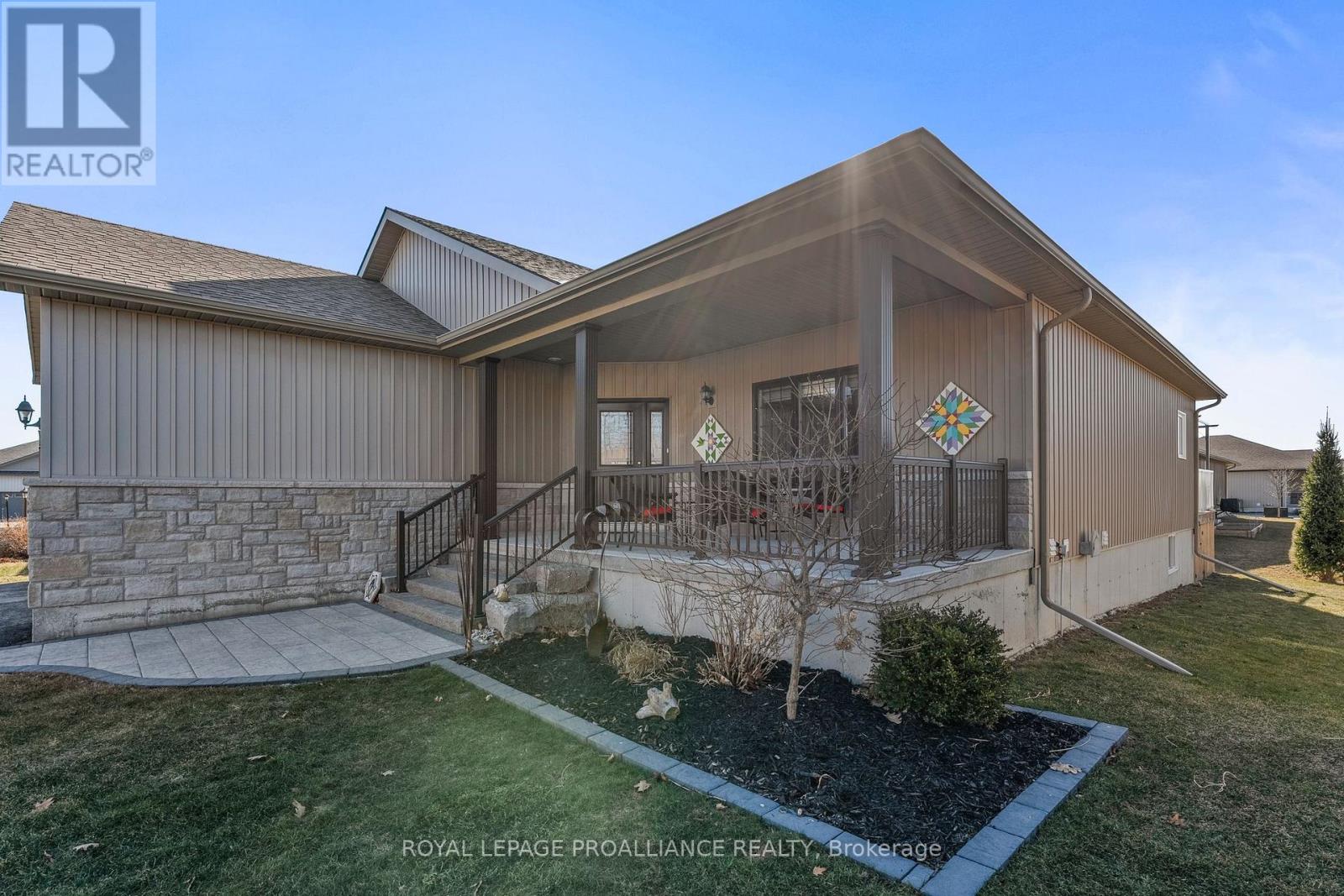 5 Conger Drive, Prince Edward County, Ontario  K0K 3L0 - Photo 40 - X12036842