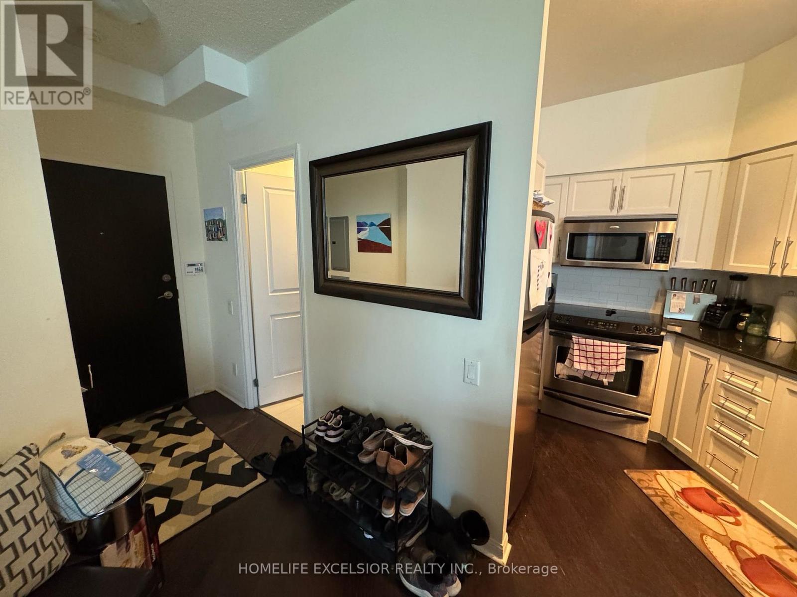 2411 - 15 Windermere Avenue, Toronto (High Park-Swansea), Ontario  M6S 5A2 - Photo 11 - W12013923