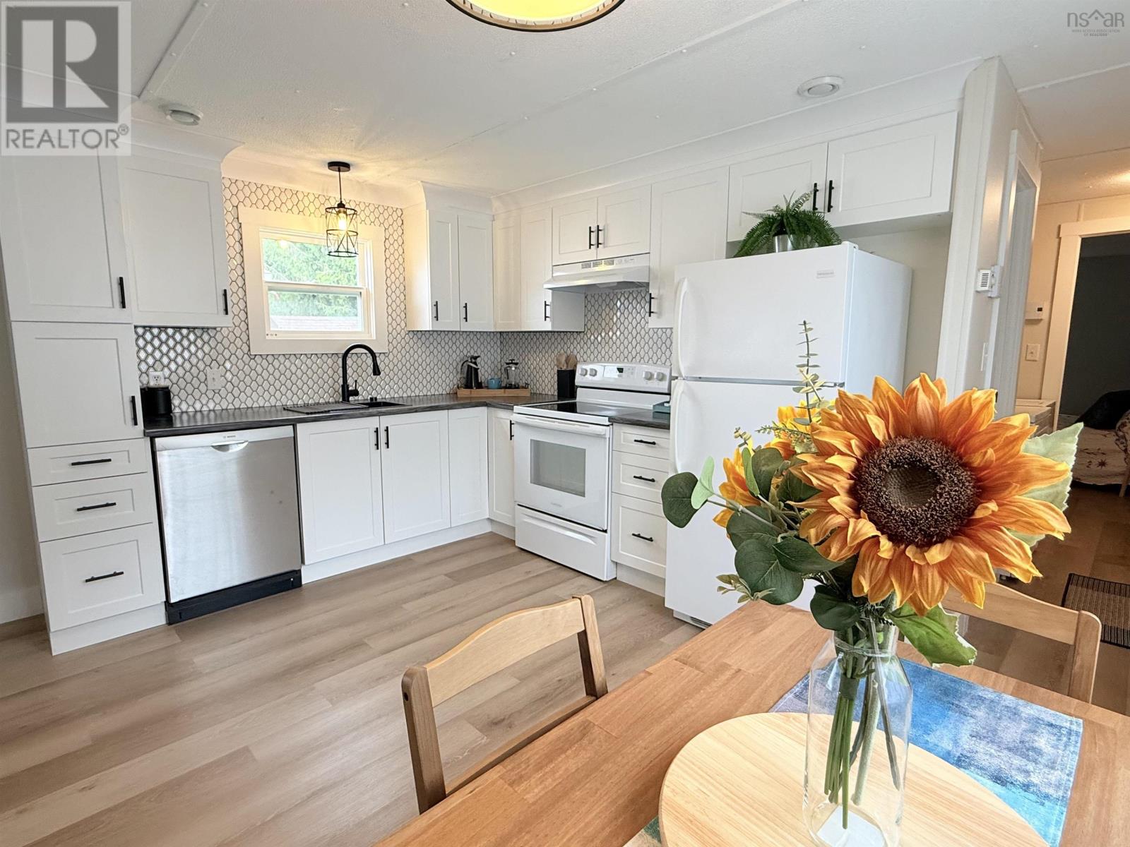 21 College Court, Bible Hill, Nova Scotia  B2N 6P3 - Photo 10 - 202501834