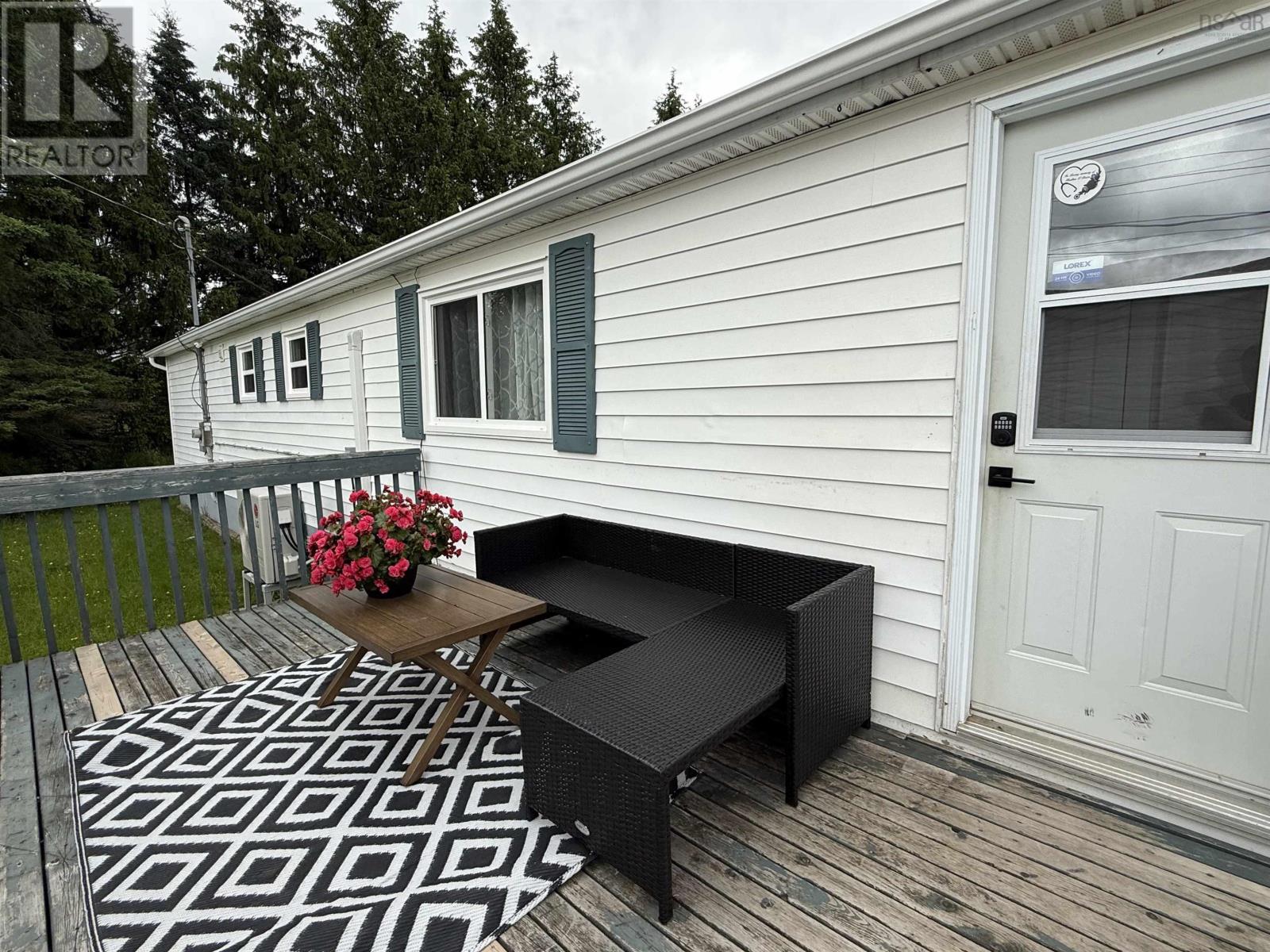 21 College Court, Bible Hill, Nova Scotia  B2N 6P3 - Photo 2 - 202501834