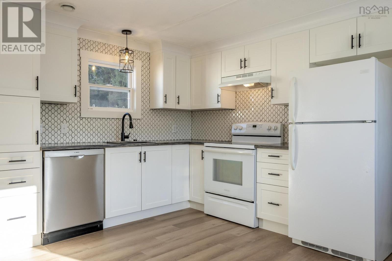 21 College Court, Bible Hill, Nova Scotia  B2N 6P3 - Photo 9 - 202501834