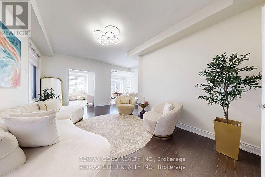 Property at 108 ELYSIAN FIELDS CIRCLE image 5