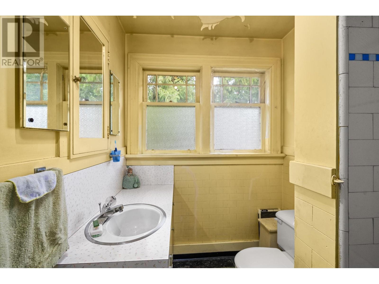 3547 W 38 Avenue, Vancouver, British Columbia  V6N 2X9 - Photo 34 - R2978719