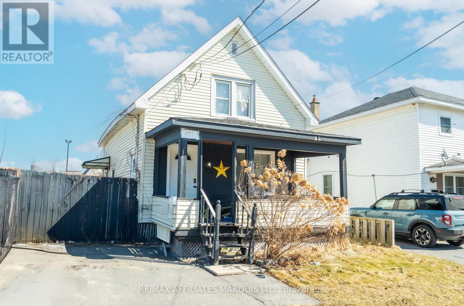 Property at 633 AUGUSTUS STREET image 1