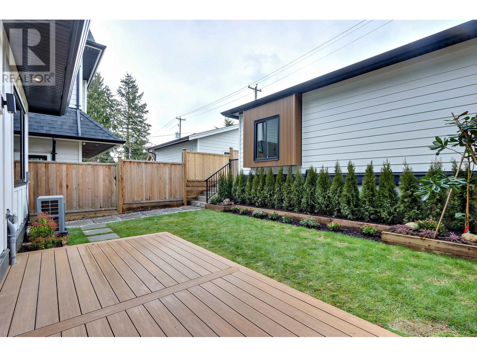 Listing Picture 14 of 34 : 2 930 E 10TH AVENUE, Vancouver / 溫哥華 - 魯藝地產 Yvonne Lu Group - MLS Medallion Club Member