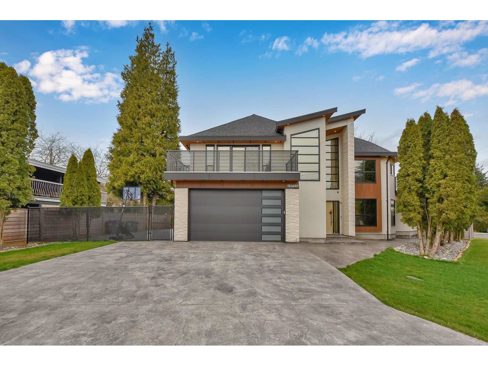 15711 ASTER ROAD, Surrey, British Columbia