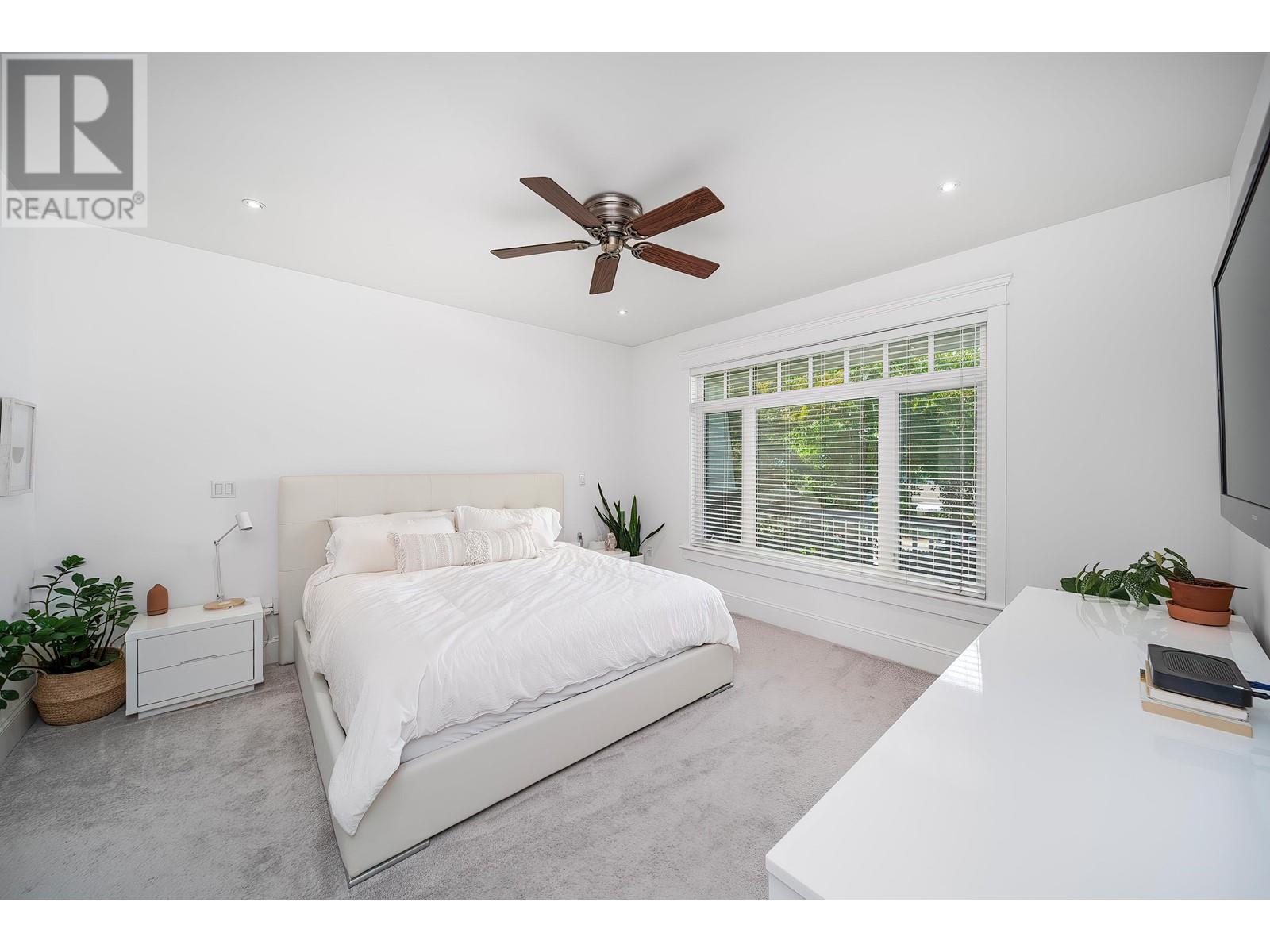 Property at 18 HYTHE AVENUE image 5