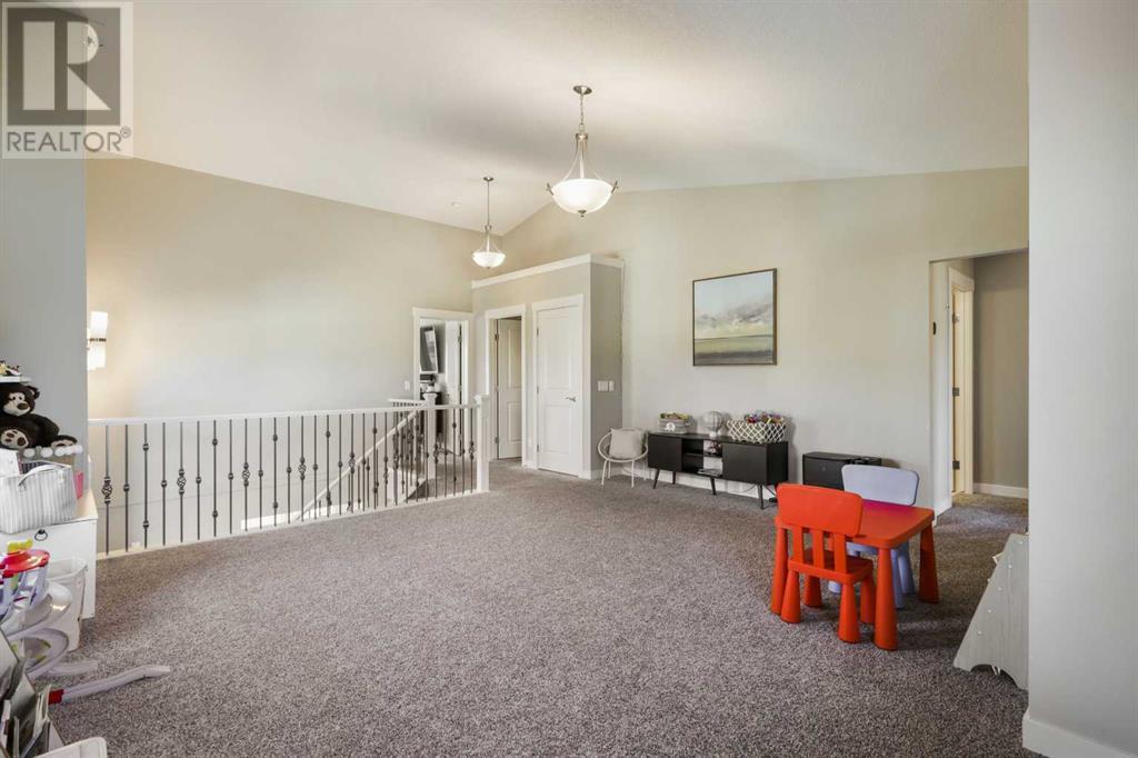 117 Kinniburgh Loop, Chestermere, Alberta  T1X 0T9 - Photo 19 - A2197935