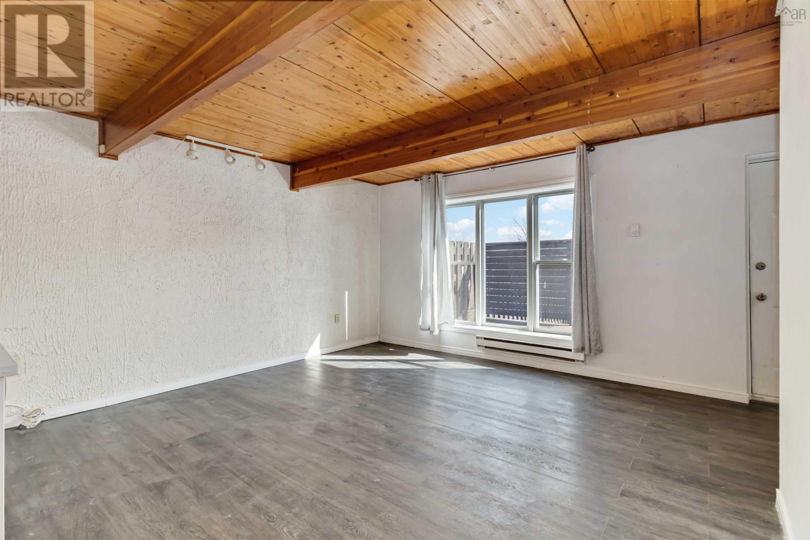 6 Drumdonald Road, Halifax, Nova Scotia  B3K 3P9 - Photo 19 - 202505091