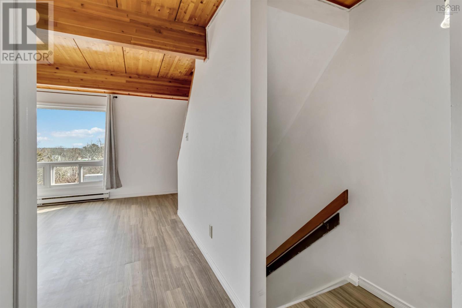 6 Drumdonald Road, Halifax, Nova Scotia  B3K 3P9 - Photo 4 - 202505091