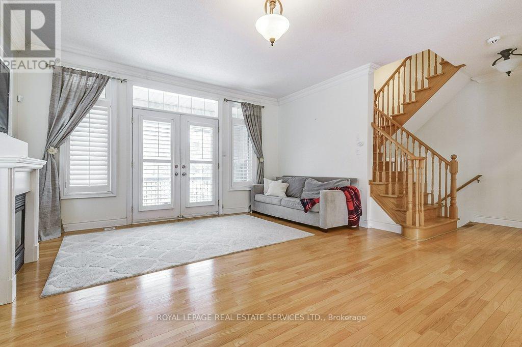 17 Clockwork Lane, Toronto, Ontario  M8Y 4H5 - Photo 12 - W11986514