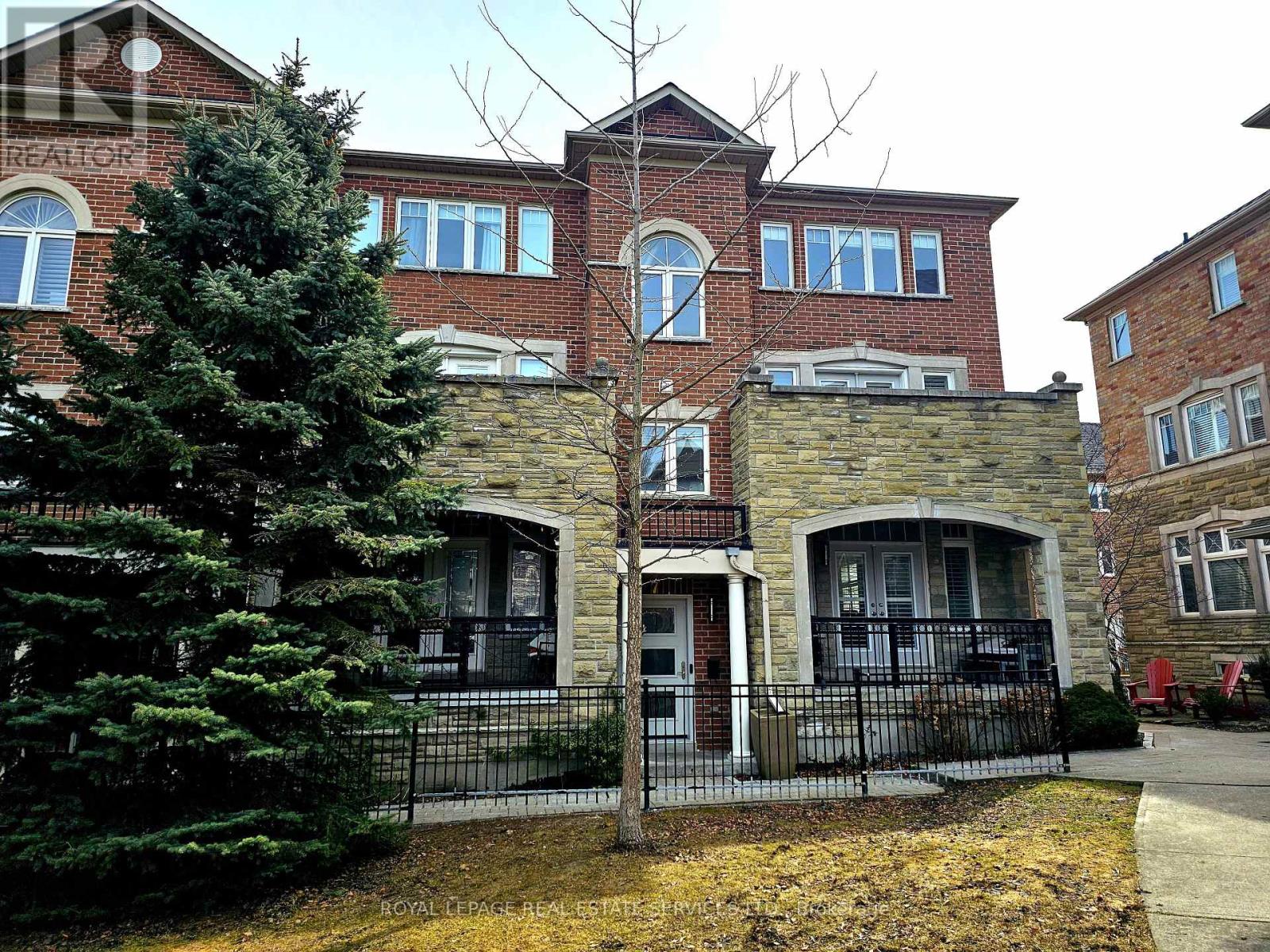 Property at 17 CLOCKWORK LANE image 2